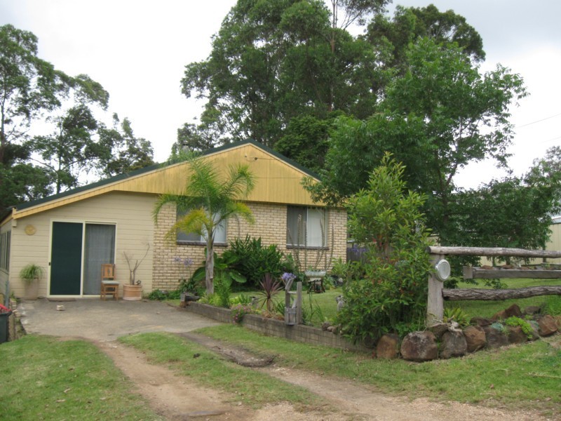 8 Queen Street, Mogo NSW 2536