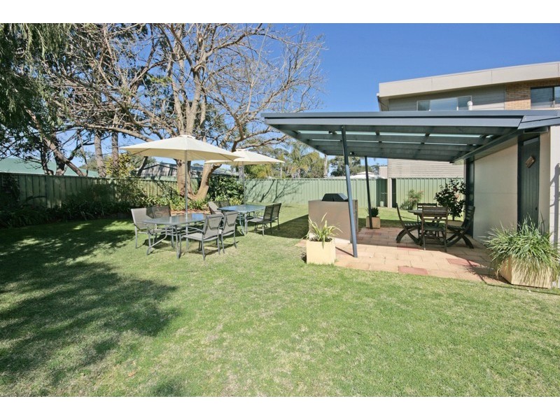 6 Clarke Street, Broulee NSW 2537