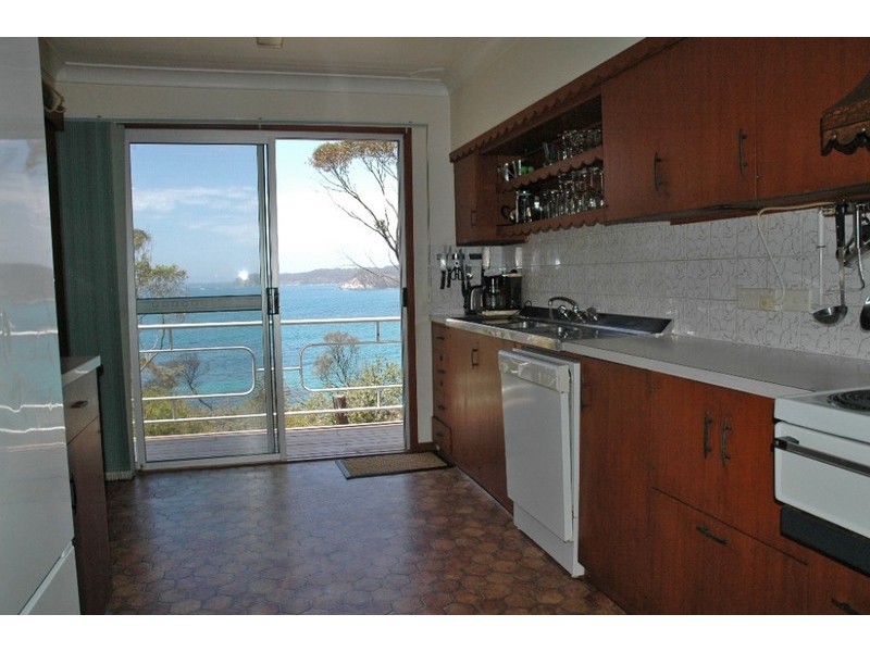 21 Barbara Crescent, Batemans Bay NSW 2536