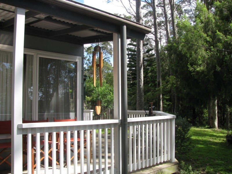 21 River Road, Mossy Point NSW 2537