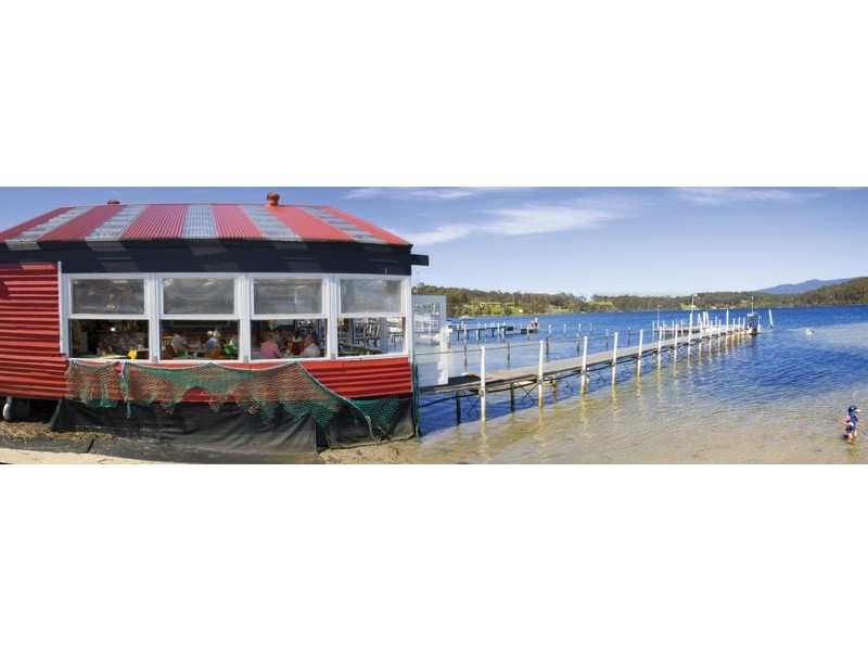 13 Riverside Drive, Narooma NSW 2546