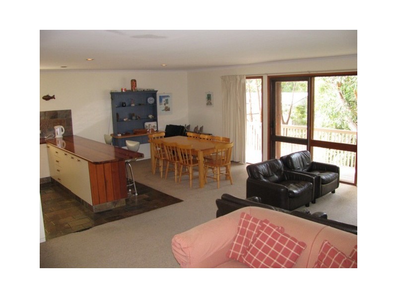 27 Candlagan Drive, Broulee NSW 2537