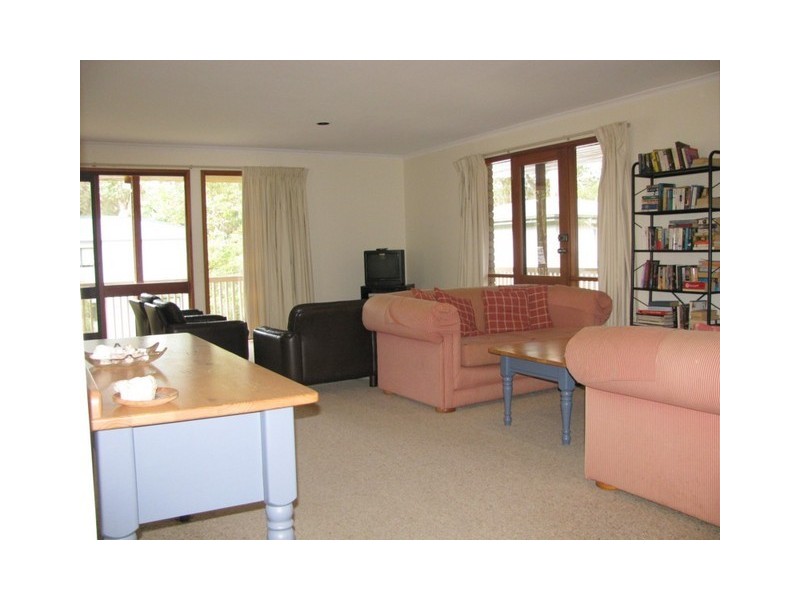 27 Candlagan Drive, Broulee NSW 2537