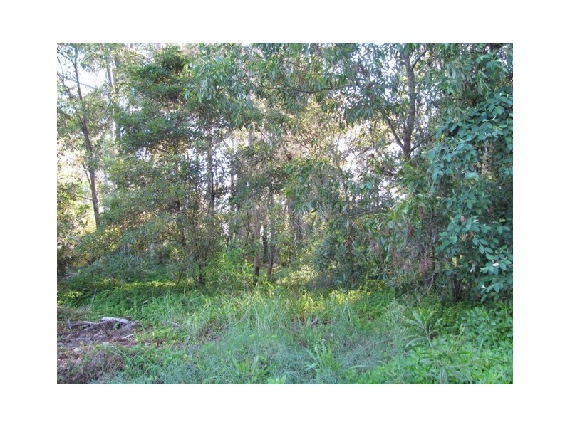 32 Annetts Parade, Mossy Point NSW 2537