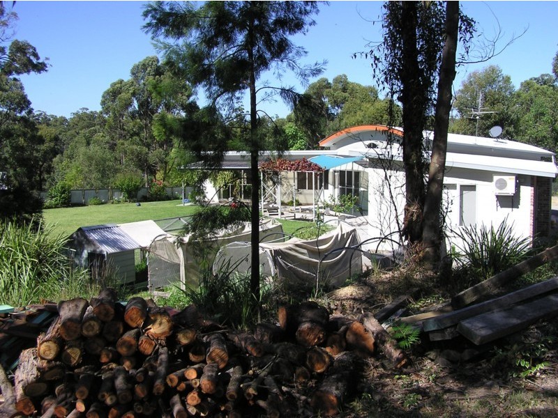 6 Riverlink Drive, Mossy Point NSW 2537