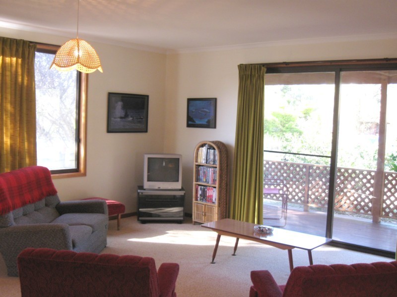 4 Baker Street, Broulee NSW 2537