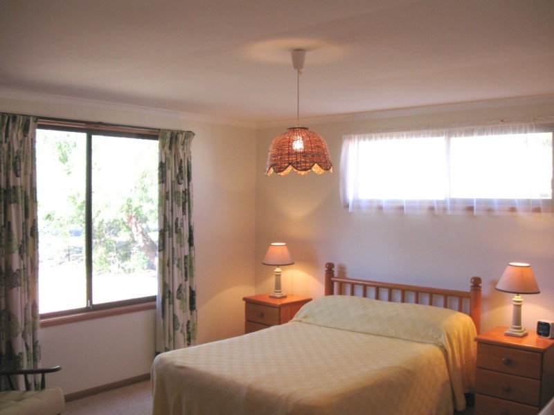 4 Baker Street, Broulee NSW 2537