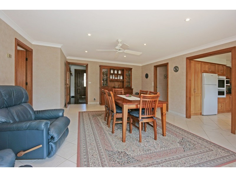 10 Clearwater Terrace, Mossy Point NSW 2537