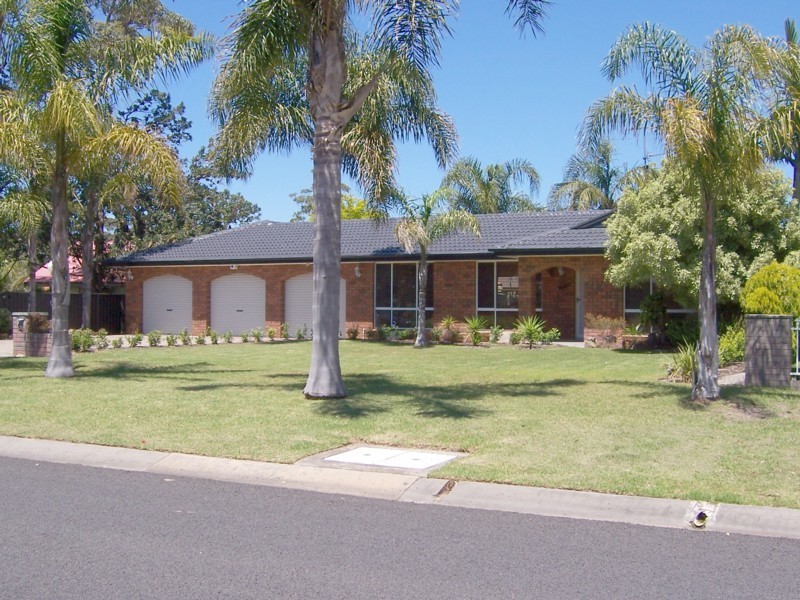 36 Iluka Street, Broulee NSW 2537