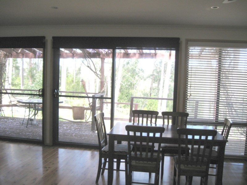 17 Annetts Parade, Mossy Point NSW 2537