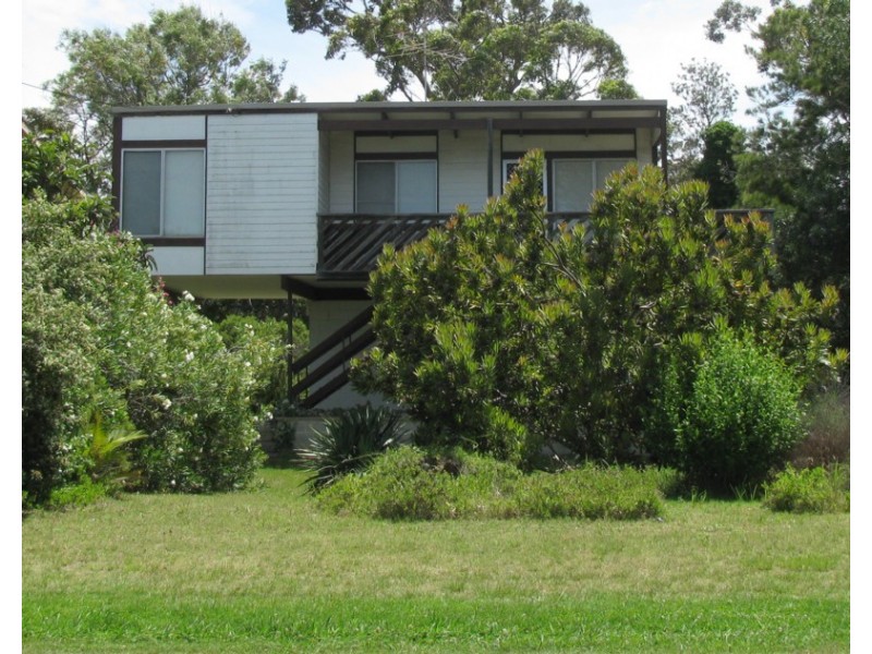 97 Coronation drive, Broulee NSW 2537