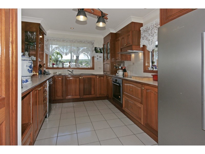 64 Sunpatch Parade, Tomakin NSW 2537