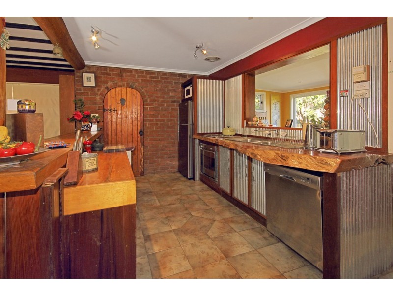 166 Annetts Parade, Mossy Point NSW 2537