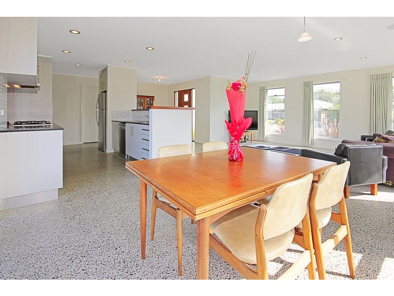 90 Heath Street, Broulee NSW 2537