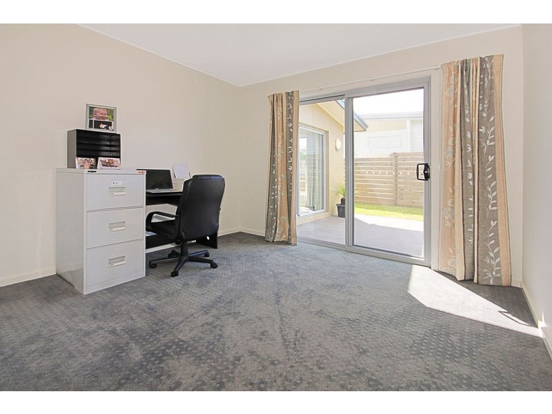 90 Heath Street, Broulee NSW 2537