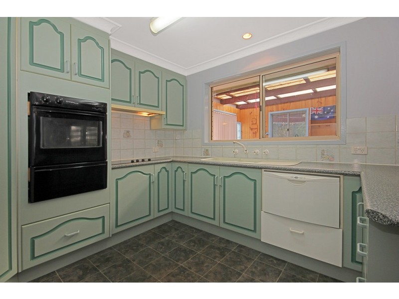 34 Tomakin Place, Tomakin NSW 2537