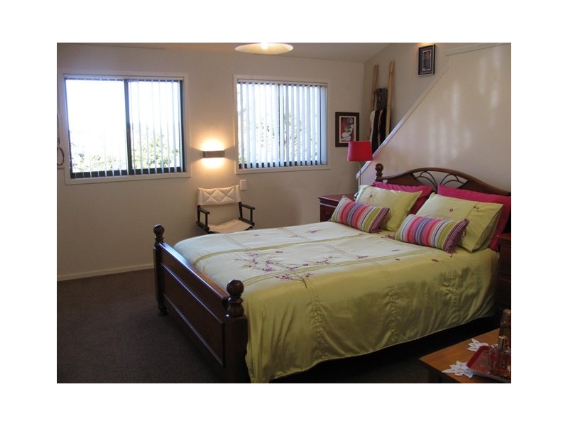 31 Elizabeth Street, Moruya Heads NSW 2537