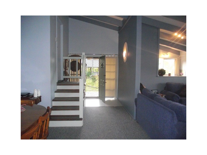 12 Hazel Road, Moruya Heads NSW 2537