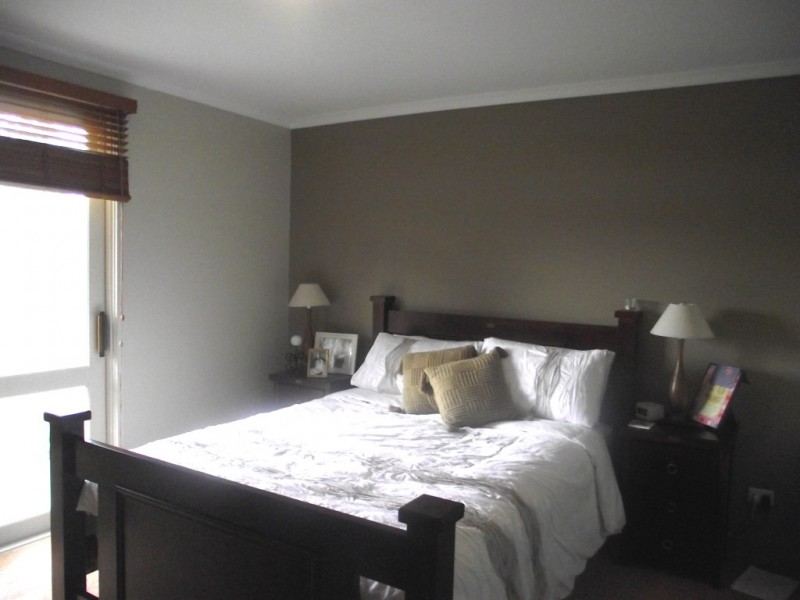 12 Hazel Road, Moruya Heads NSW 2537