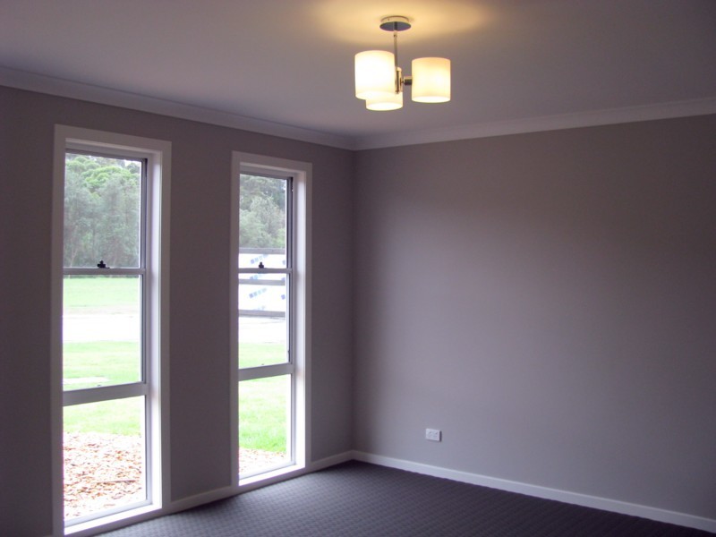 7 John Penn Drive, Tomakin NSW 2537