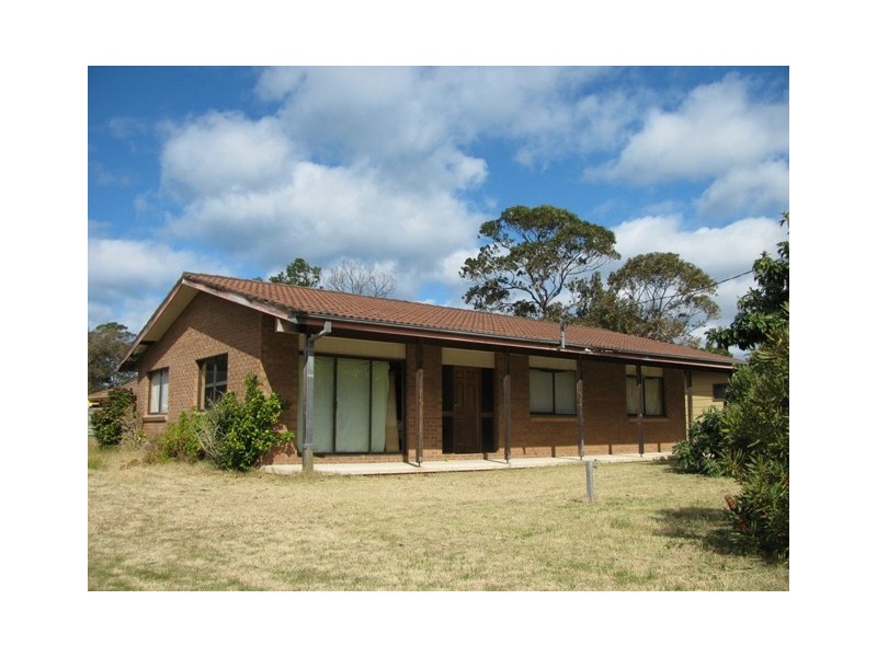 60 Clarke Street, Broulee NSW 2537