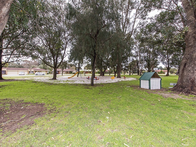 20 Lachlan Way, Bibra Lake WA 6163