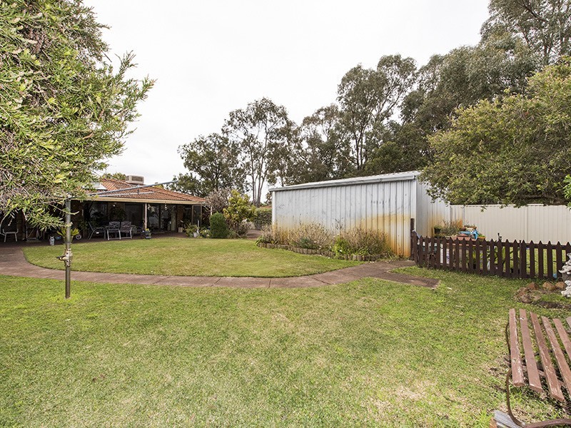 20 Lachlan Way, Bibra Lake WA 6163