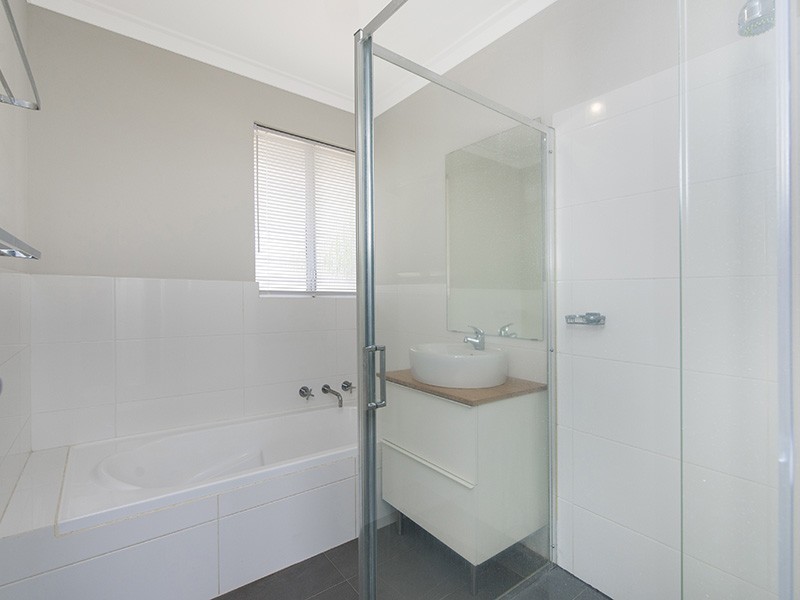 11 Meagher Way, Beechboro WA 6063