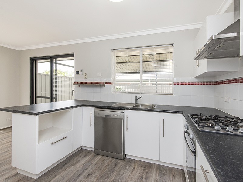 11 Meagher Way, Beechboro WA 6063