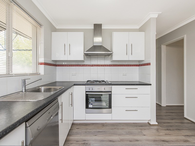 11 Meagher Way, Beechboro WA 6063