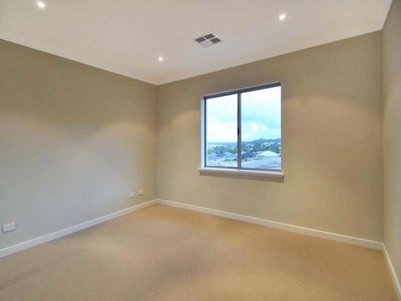 5/26 Caspian Drive, Wannanup WA 6210