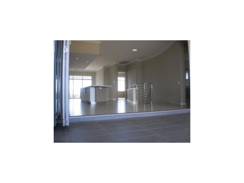 24 caspian drive, Wannanup WA 6210