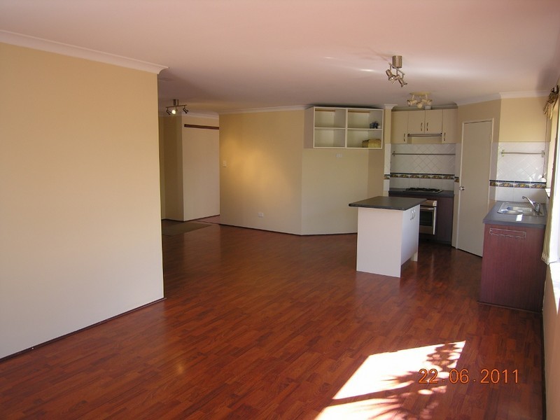 28 Elson Way, Cloverdale WA 6105