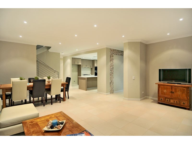 1/26 Caspian Drive, Mandurah WA 6210