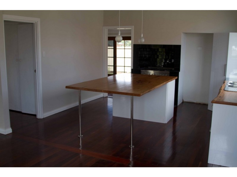 254 Carrington Street, Hilton WA 6163