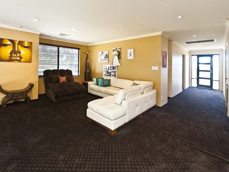 27 Barber Close, Baldivis WA 6171