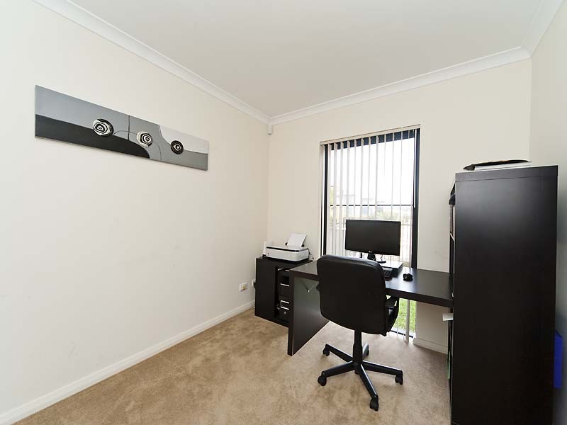 46 Waterfront Parkway, Shoalwater WA 6169