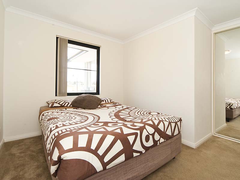 46 Waterfront Parkway, Shoalwater WA 6169