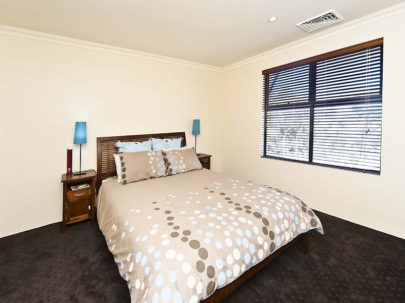 27 Barber Close, Baldivis WA 6171