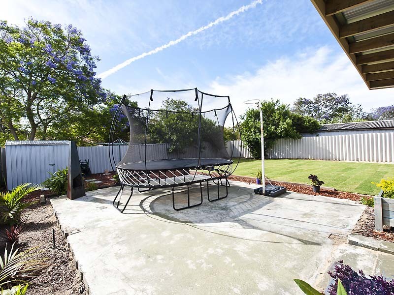 60 Malvolio Road, Coolbellup WA 6163