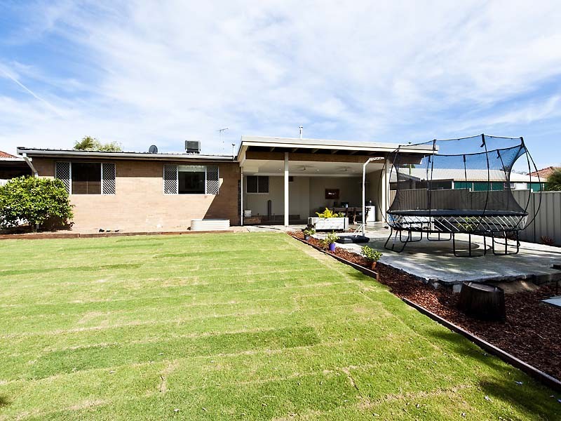 60 Malvolio Road, Coolbellup WA 6163