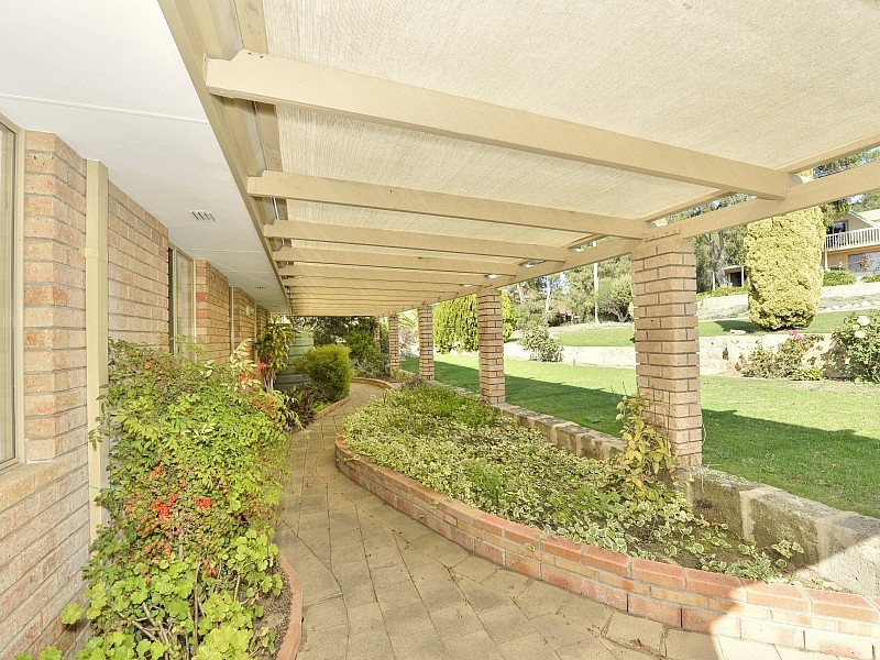 32 Pioneer Court, Bouvard WA 6211