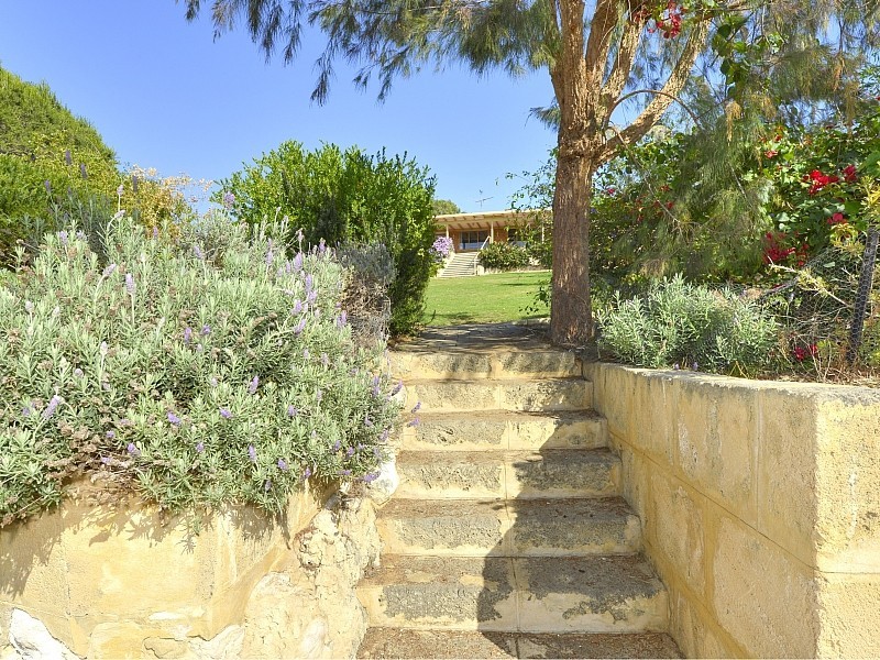32 Pioneer Court, Bouvard WA 6211