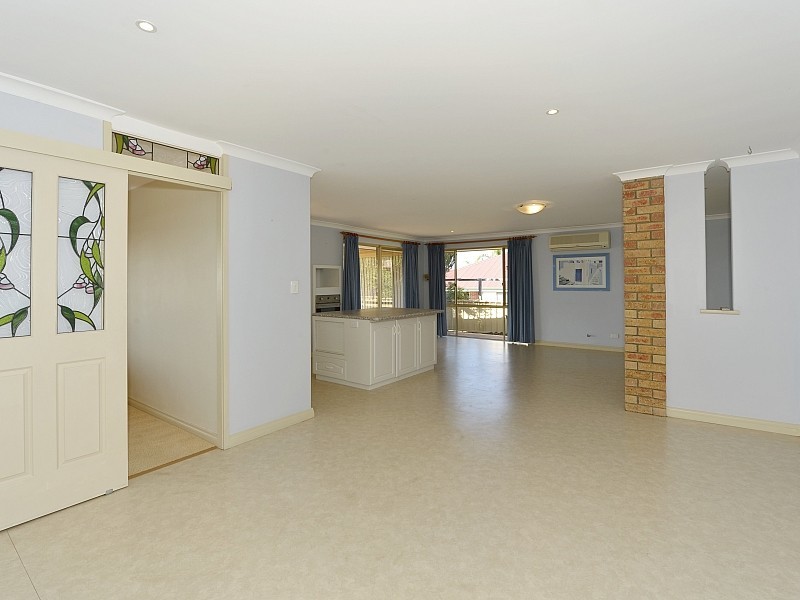 32 Pioneer Court, Bouvard WA 6211