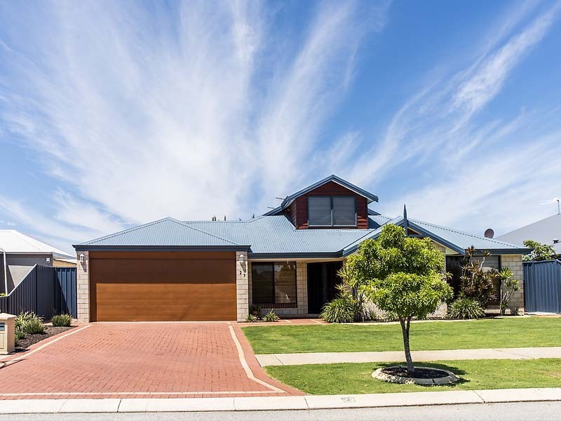 23 Leichhardt Crossing, Hammond Park WA 6164