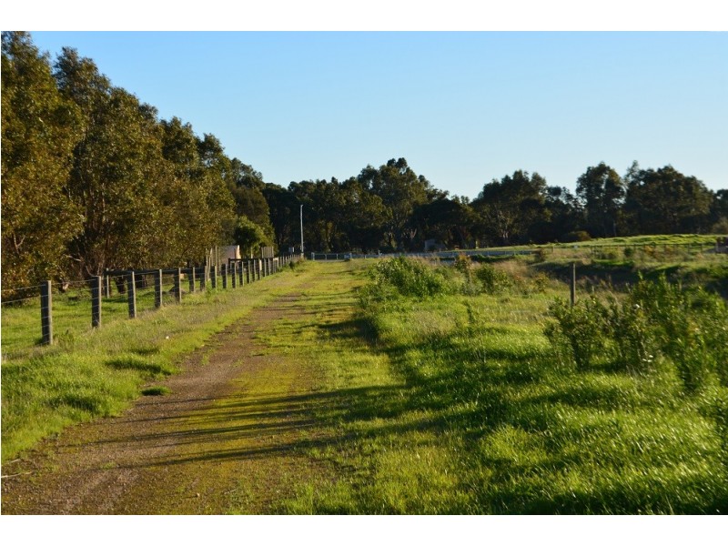 145 Lefroy Street, Serpentine WA 6125