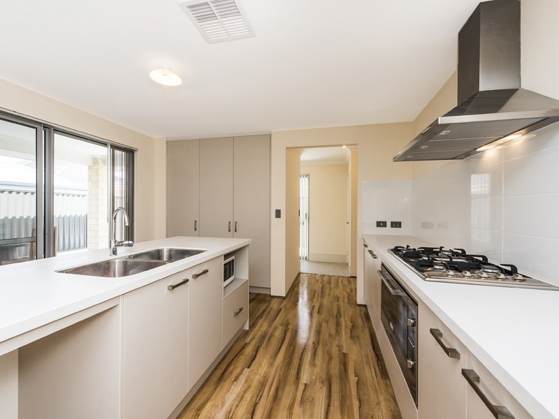 42 Sunstone Boulevard, Banjup WA 6164