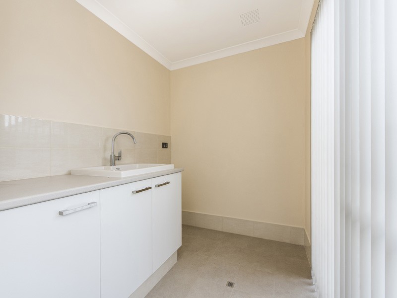 42 Sunstone Boulevard, Banjup WA 6164