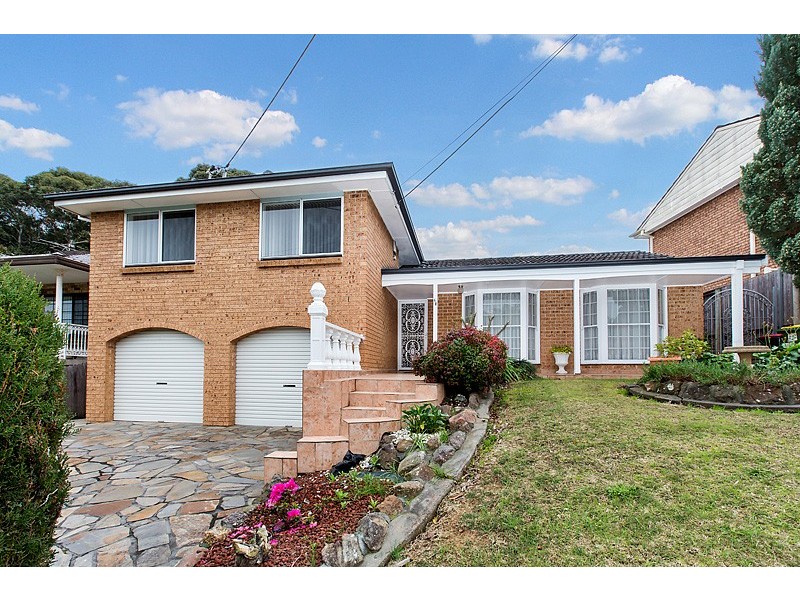 48 Sturt Avenue, Georges Hall NSW 2198