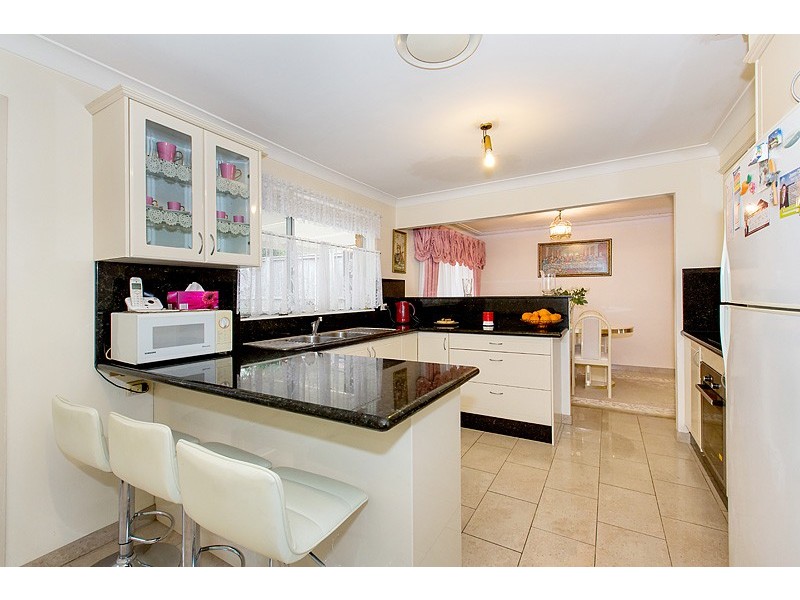 48 Sturt Avenue, Georges Hall NSW 2198